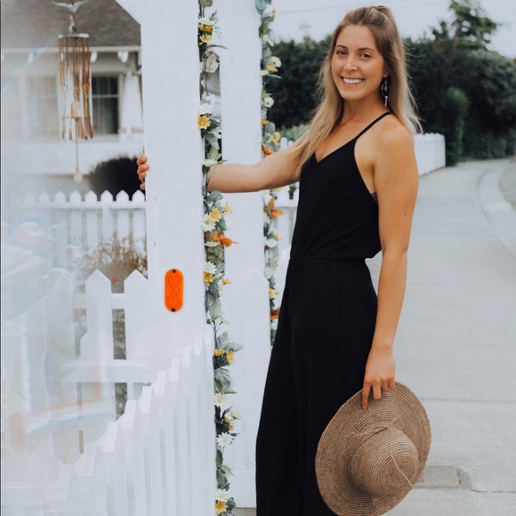 ✨ Meet your seller ✨ - Picture 1 of 1